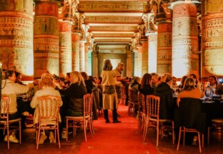 Diners et soirées à thèmes